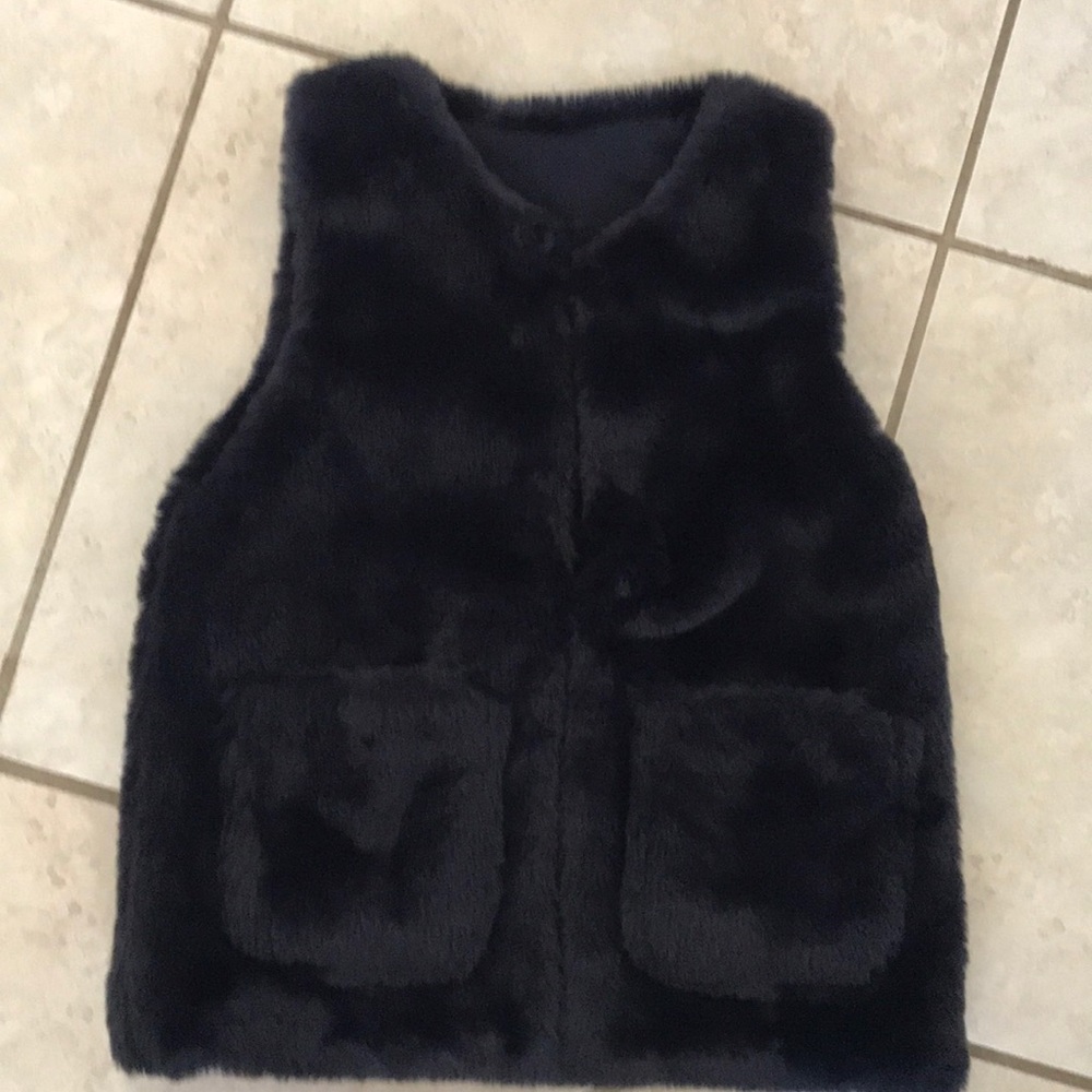 St Bernard for Dunnes Stores Age 5 Chest 22” NWT